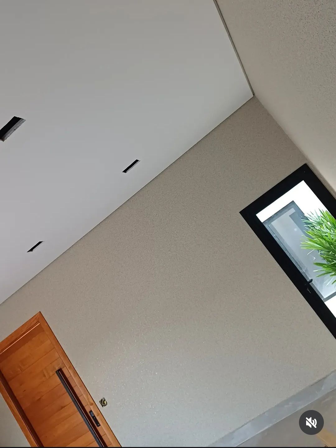 Obra executada do reboco cru ao acabamento fino — foto 1
