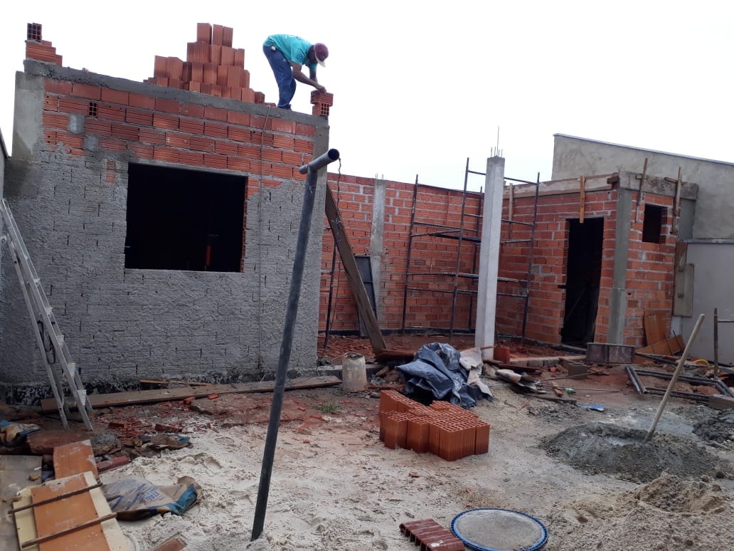 Telhado ,encanação ,fundação piso e reboco — foto 7