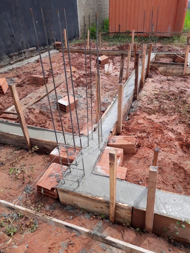 Telhado ,encanação ,fundação piso e reboco — foto 2