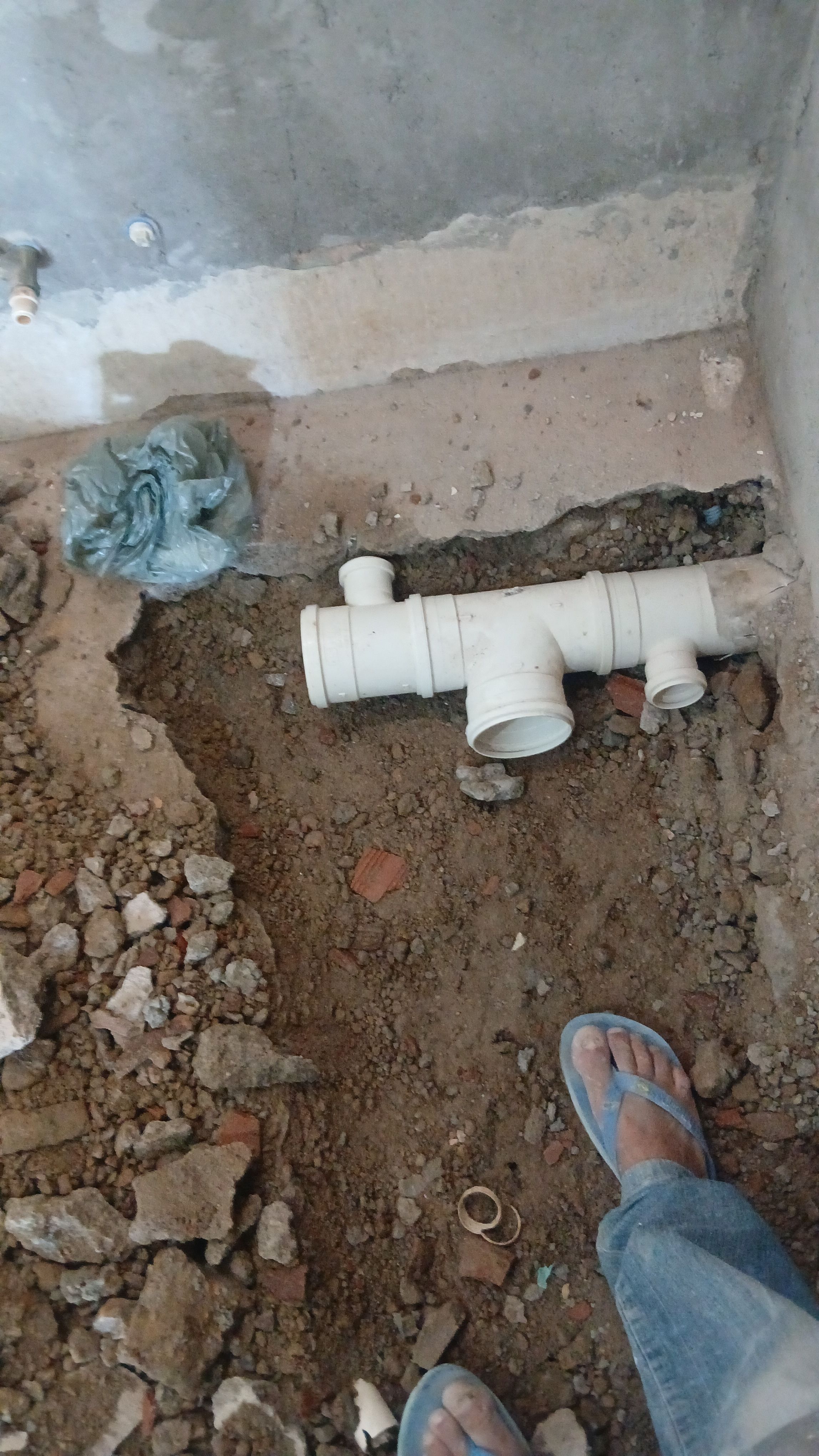 Construção em geral tipo piso contra piso pavimentação.drenagem entre outros. — foto 6