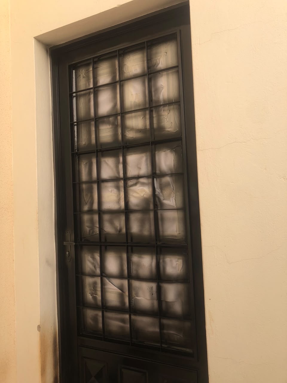 Pinturas em ferragens somente — foto 3