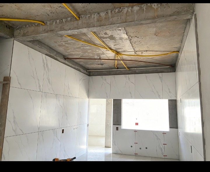 Piso poselanato e azulejos e pedras — foto 3