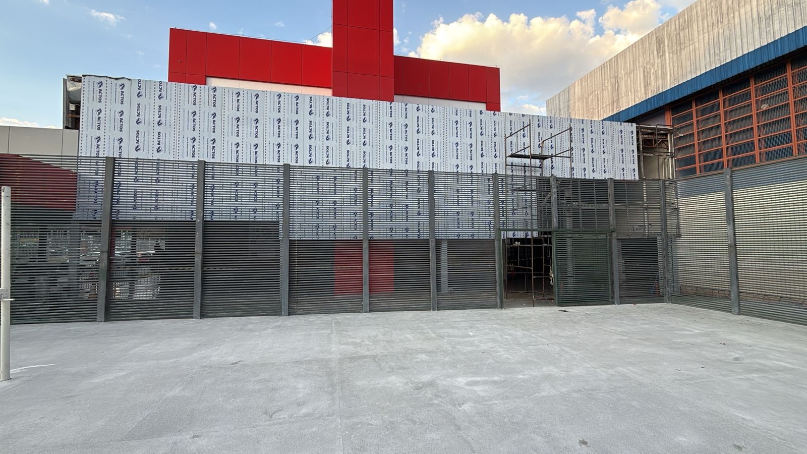 Fachada Em ACM — foto 1