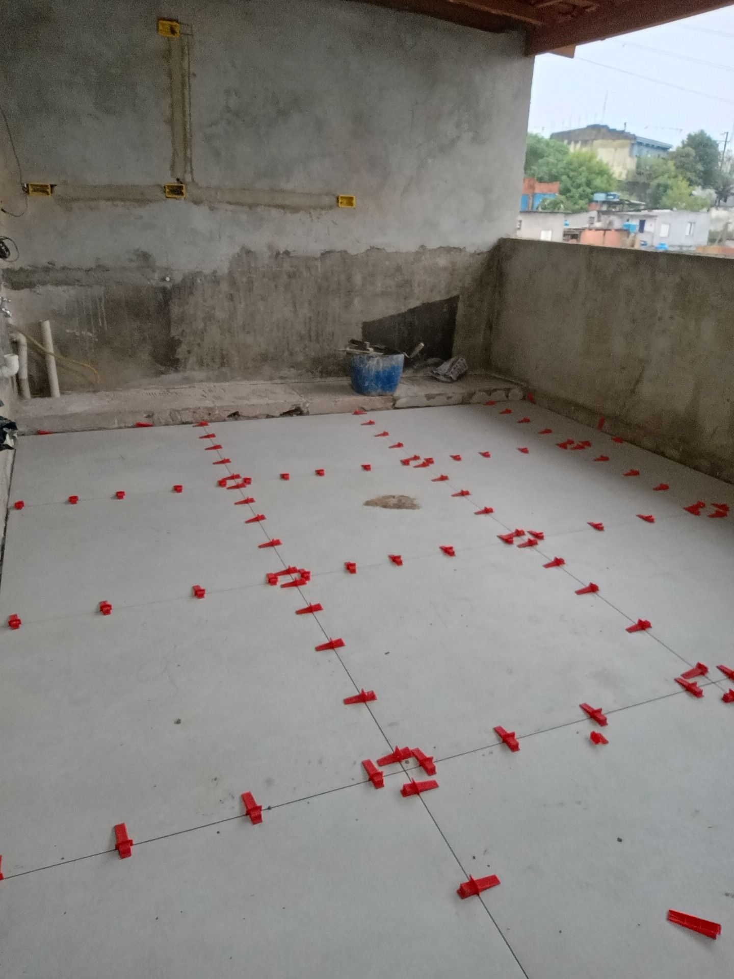 Instalação de porcelanato e revestimento — foto 2