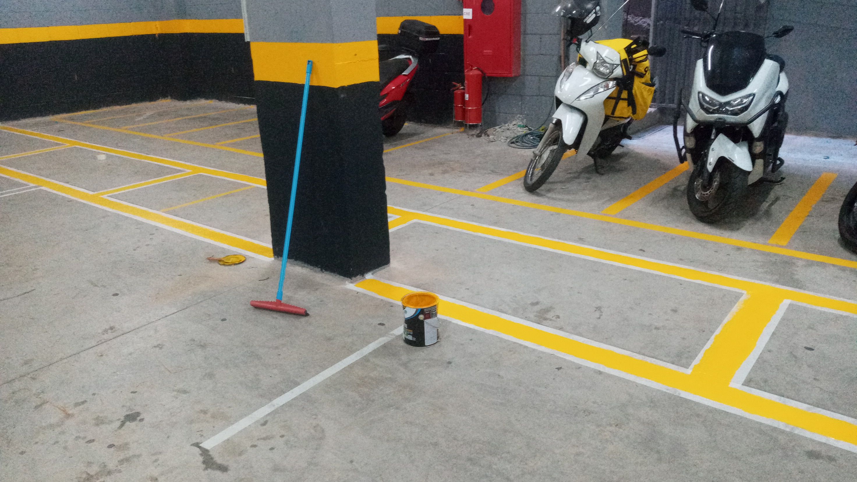 Pintura de estacionamento academia — foto 5