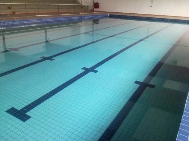 Limpeza de piscina — foto 2