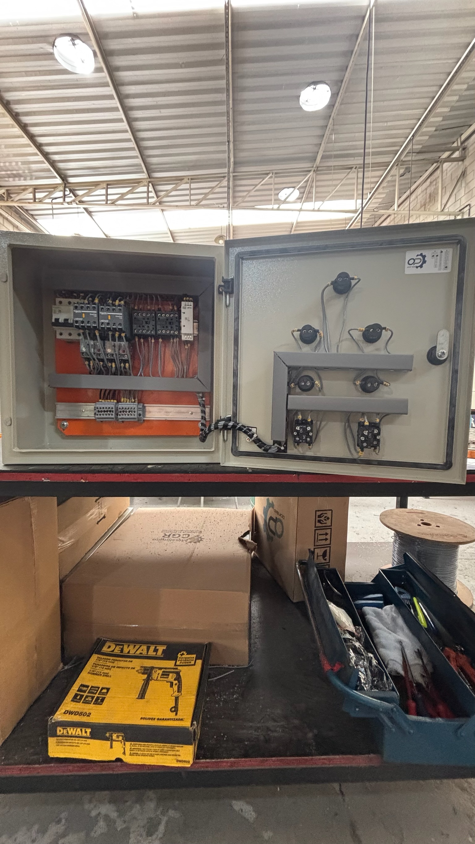 Quadro de Bombas com reversão automatica. — foto 1