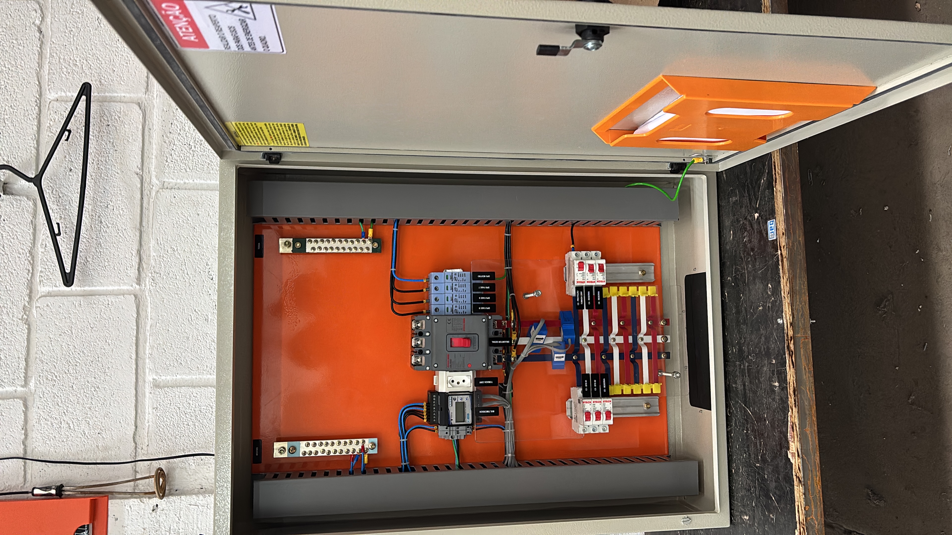 QDC 380V-3F+N+PE 60HZ — foto 3