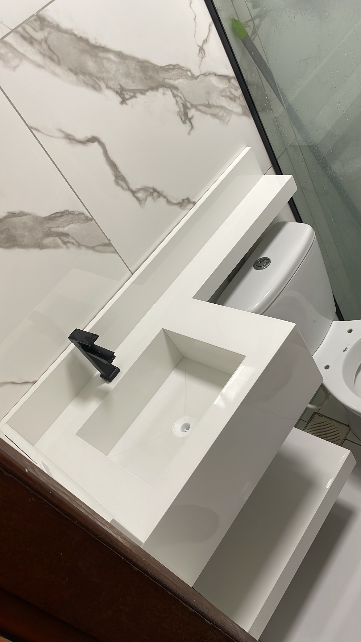 Gabinete em porcelanato — foto 2