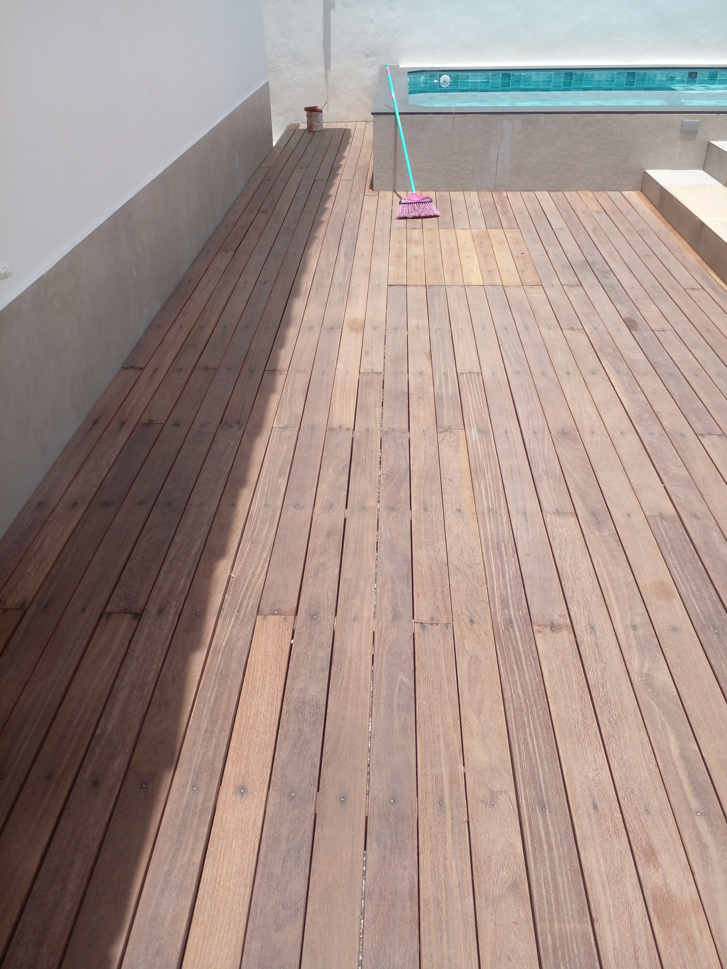 Lixamento de deck e verniz! — foto 3